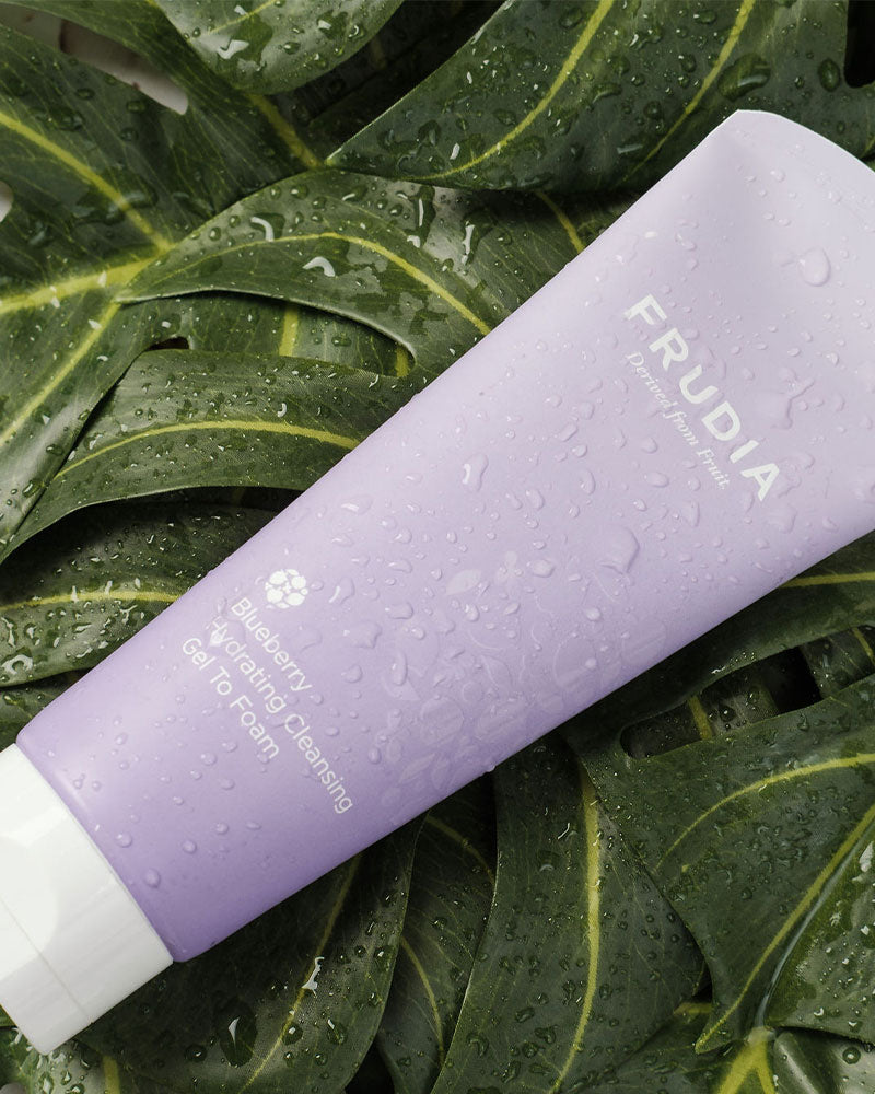 FRUDIA Blueberry Hydrating Cleansing Gel To Foam 145g